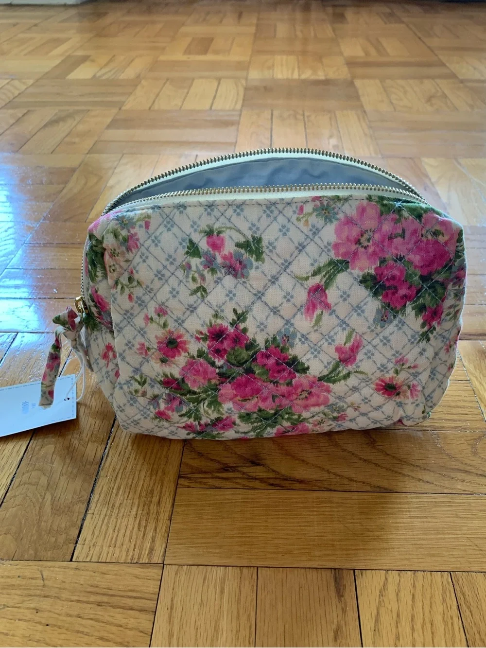 NWT Sézane Toiletry Bag